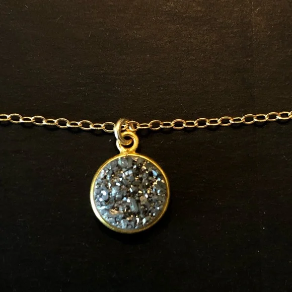 16 inch dainty gray druzy necklace with extender. - Picture 4 of 9
